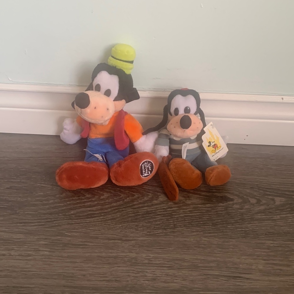 Disney Goofy plush